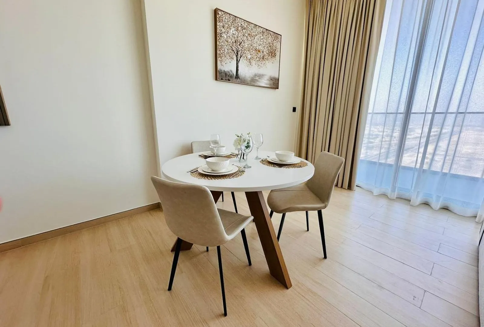 Spacious 1Br Apartment With Big Balcony In Jvc Dubai 0*,